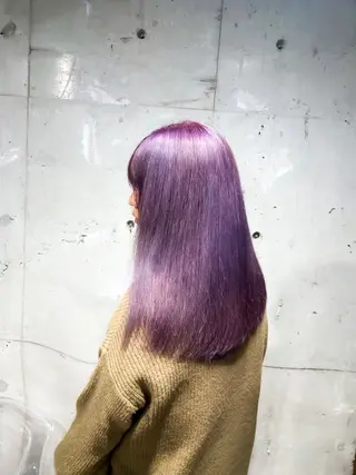 セミロング カラー パーマ ヘアアレンジ メンズ 僕なら縮毛矯正してて もブリーチできますのヘアスタイル