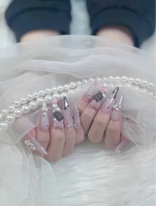 ネイル ベスティオーラ所属・ベスティオーラ 花香のネイルデザイン