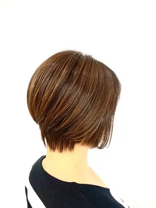 ショート ⭐️レイヤーカット 大人気　三澤康司⭐️のヘアスタイル