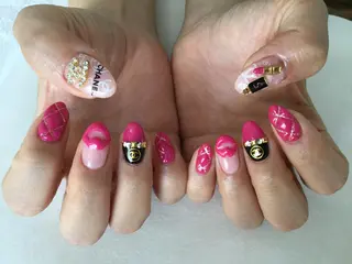 ネイル 💎🐰 saki. m 🐰💎のネイルデザイン