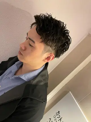 ショート パーマ 中越 仁一郎のヘアスタイル