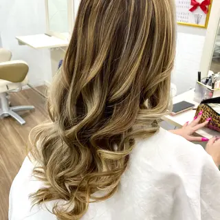 ロング ヘアアレンジ GLOSS♡ ヤマガミコウジのヘアスタイル