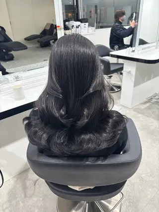 ロング Wカラー/暖色/べ ージュりく©︎🐝のヘアスタイル