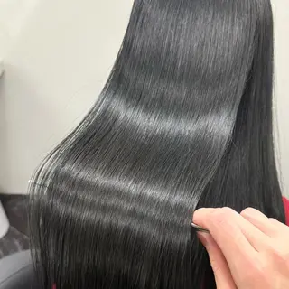 セミロング カラー ハイトーン/ 髪質改善/上質艶髪のヘアスタイル