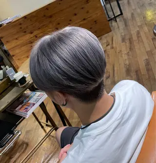 ショート カラー メンズ 西岡 勇人のヘアスタイル