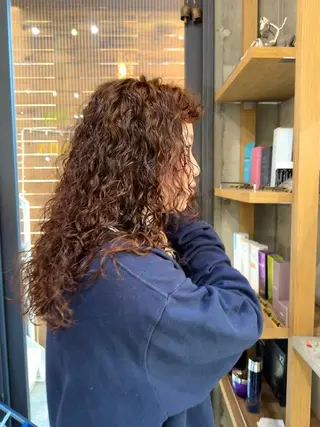 ロング パーマ 井出 海月のヘアスタイル