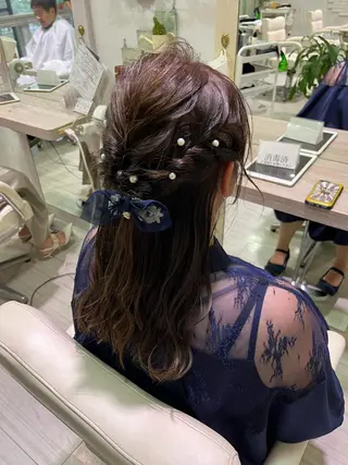 ロング ヘアアレンジ 坂口 愛のヘアスタイル