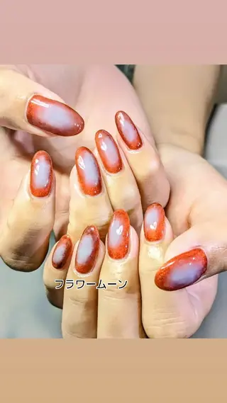 ネイル フラワー ムーンのネイルデザイン