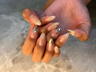 ネイル ✴︎ Delightのネイルデザイン