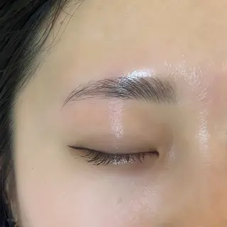 アイブロウ BeckyLash 広瀬のマツエク・マツパデザイン