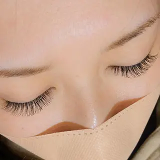 マツエク・マツパ Loy所属・Loy　原田千春  のヘアスタイル