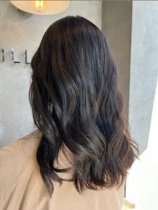 ロング カラー N°jillva 𝑘𝑎𝑟𝑖𝑛のヘアスタイル