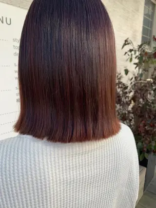 ミディアム カラー RIO .のヘアスタイル