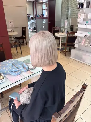 ショート カラー 坂本 優輝のヘアスタイル