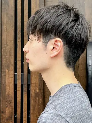 メンズ R…homme所属・Riche hair R…hommeのヘアスタイル