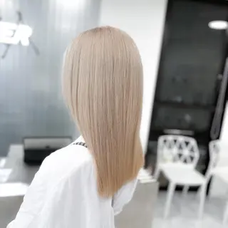 セミロング 透明感カラー🫧 レイヤーカットのヘアスタイル