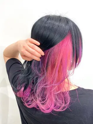 ミディアム カラー  渡部 妃月のヘアスタイル