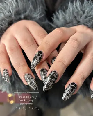 ネイル 🤎Two ERI🤎のネイルデザイン