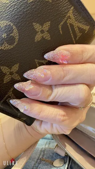 ネイル Brodia nailsのネイルデザイン