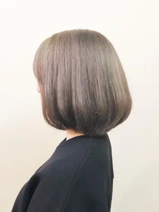 ミディアム LANI OOSAKAのヘアスタイル