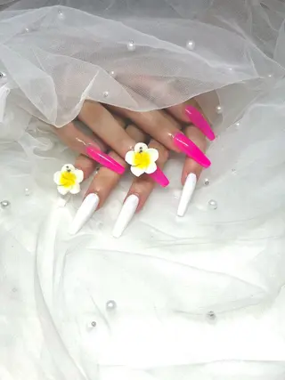 ネイル 【Laule‘a 】のネイルデザイン