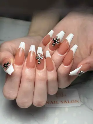 ネイル さくら💮💮 【オフ無料】のネイルデザイン