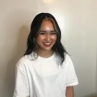 ロング カラー 🇰🇷ハイトーン× 韓国レイヤー레이어드のヘアスタイル