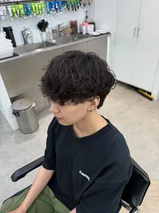 パーマ メンズ 深谷 侑亮のヘアスタイル