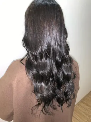 ロング カラー 🫧ウルフカット/ 畑中結衣🫧のヘアスタイル