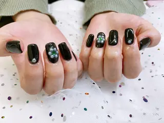 ネイル 🦋ネイルサロン ブラン🌈ゆりのネイルデザイン