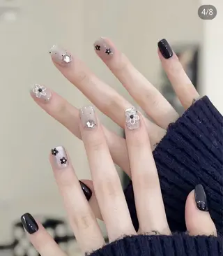 ネイル 高木 維麗絲のネイルデザイン