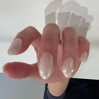 ネイル ROWAN所属・nagi .のネイルデザイン