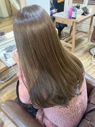 セミロング prier×kewhair所属・北山 なるみのヘアスタイル