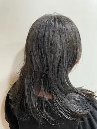 セミロング カラー レイヤー／似合わせ TAKUYAのヘアスタイル