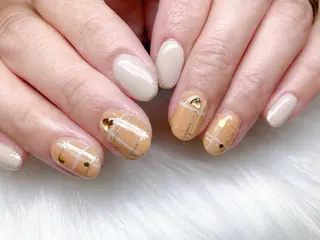 ネイル ECLAT エクラ所属・寺山 千鶴のネイルデザイン