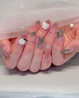 ネイル 🥣Hazel yui🩶のネイルデザイン