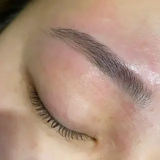 アイブロウ pixie bob所属・pixie bob AIRIのマツエク・マツパデザイン