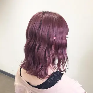 ミディアム maco 艶感ハイトーン🦋のヘアスタイル