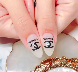 ネイル CROWN プライベートサロンのネイルデザイン