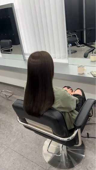 セミロング 髪質改善ストレート Kantaのヘアスタイル