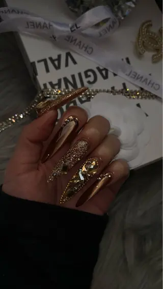 ロング カラー Lii 416のネイルデザイン