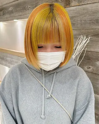 ショート カラー Loom.所属・村上雅人 ナチュラルモードのヘアスタイル
