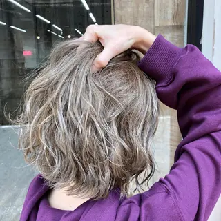 ショート カラー 山崎 義弘のヘアスタイル