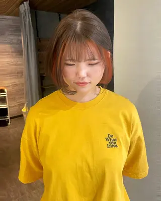 ミディアム レイヤーカット/韓国 /艶髪/ダブルカラーのヘアスタイル