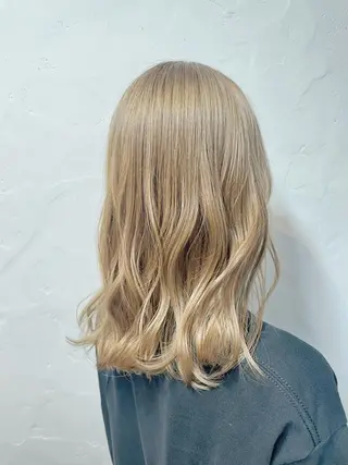 ミディアム ふわっとレイヤー 🪽スガヤハルミのヘアスタイル