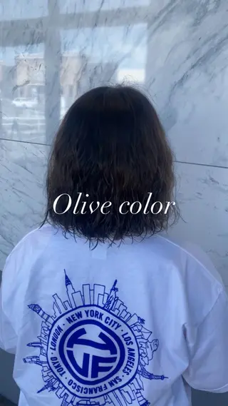 ミディアム カラー パーマ 門間 ユリのヘアスタイル