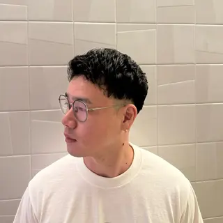 ショート パーマ 小島 優奈のヘアスタイル