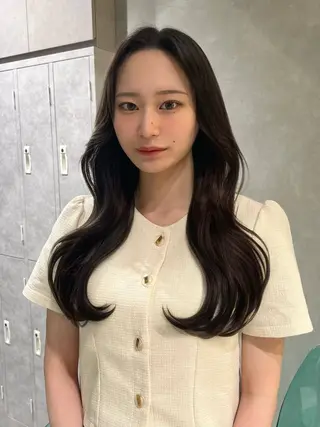 ロング 韓国風艶カラー 🇰🇷🩶/REIのヘアスタイル