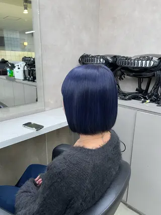 ショート 寒色＆ブリーチ特化 寒色MiOのヘアスタイル