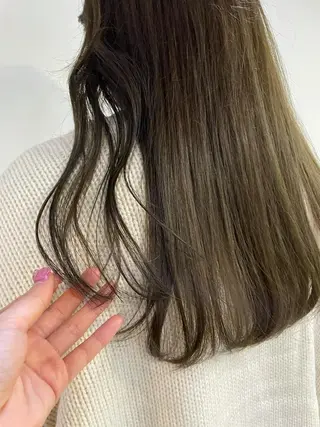 ロング カラー silo所属・silo MOKA 顔周りカット🦦のヘアスタイル